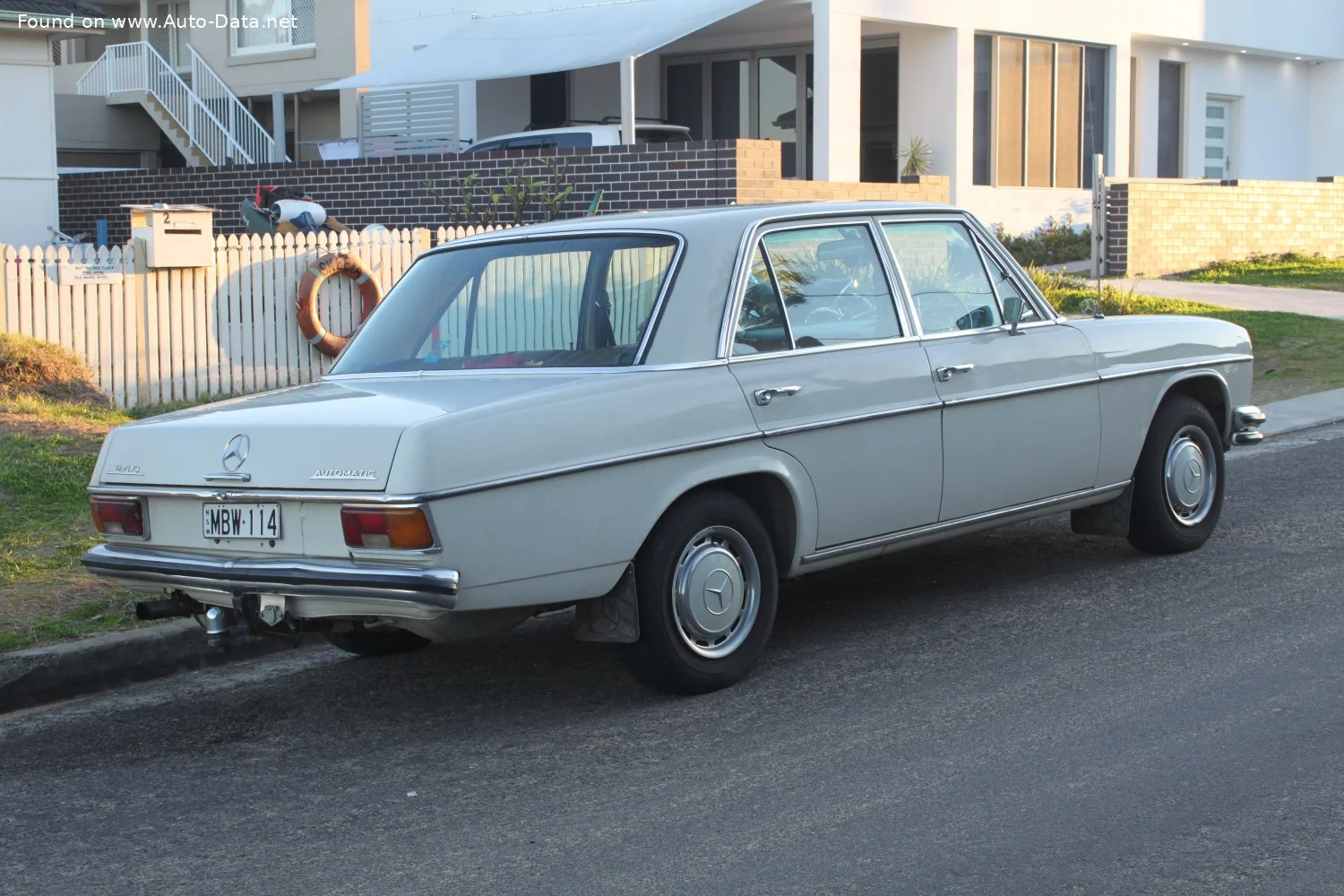 Mercedes-Benz /8 230/8 (120 Hp)1967 - 1973 thumbnail 5