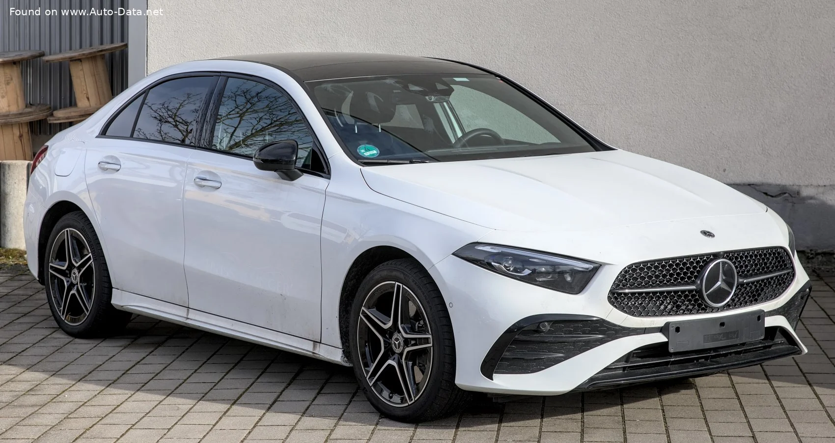 Mercedes-Benz A-class A 180 (136 Hp) Mild Hybrid 7G-DCT2022 - thumbnail 9