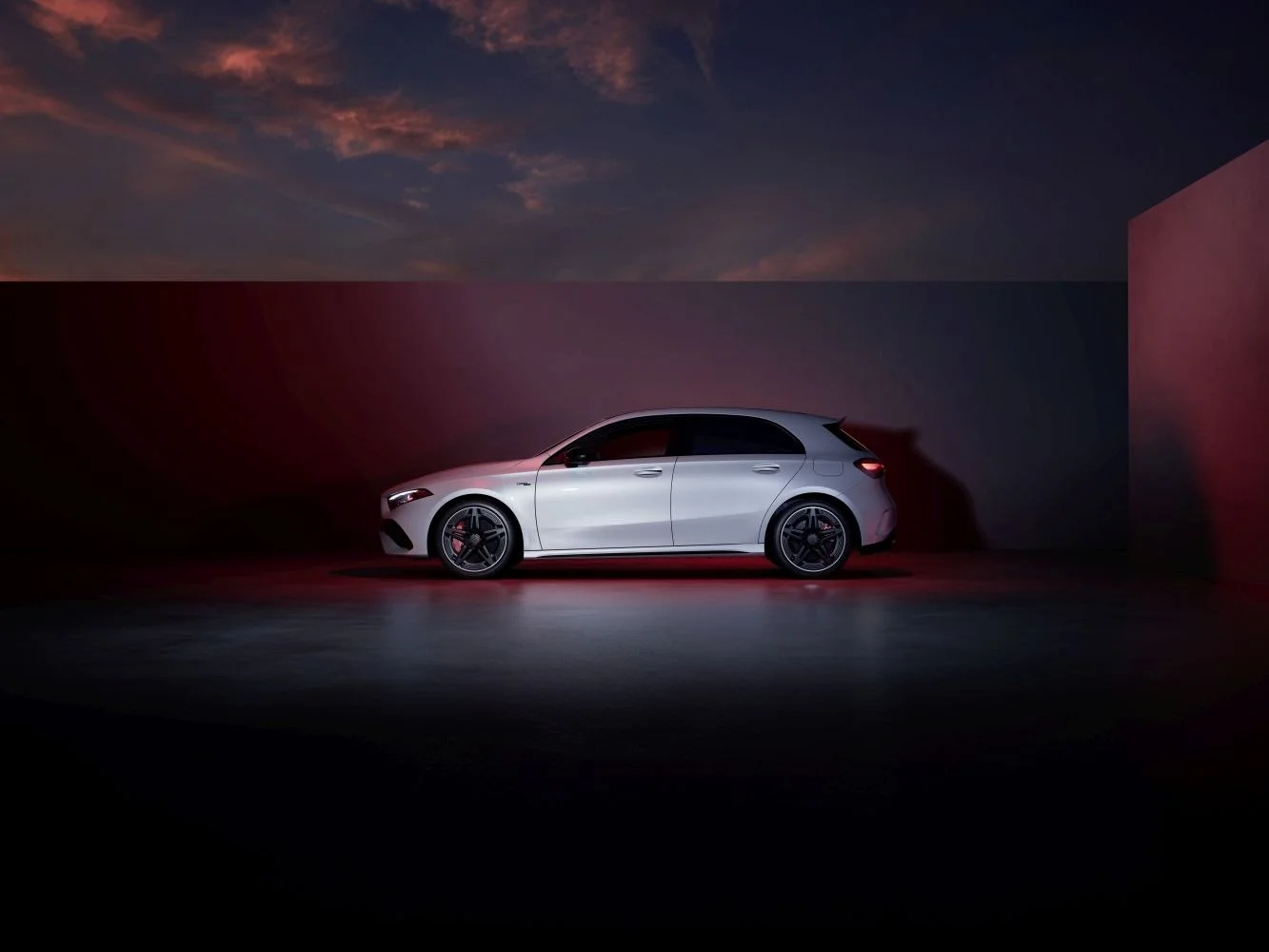 Mercedes-Benz A-class A 180 (136 Hp) Mild Hybrid 7G-DCT2022 - thumbnail 14