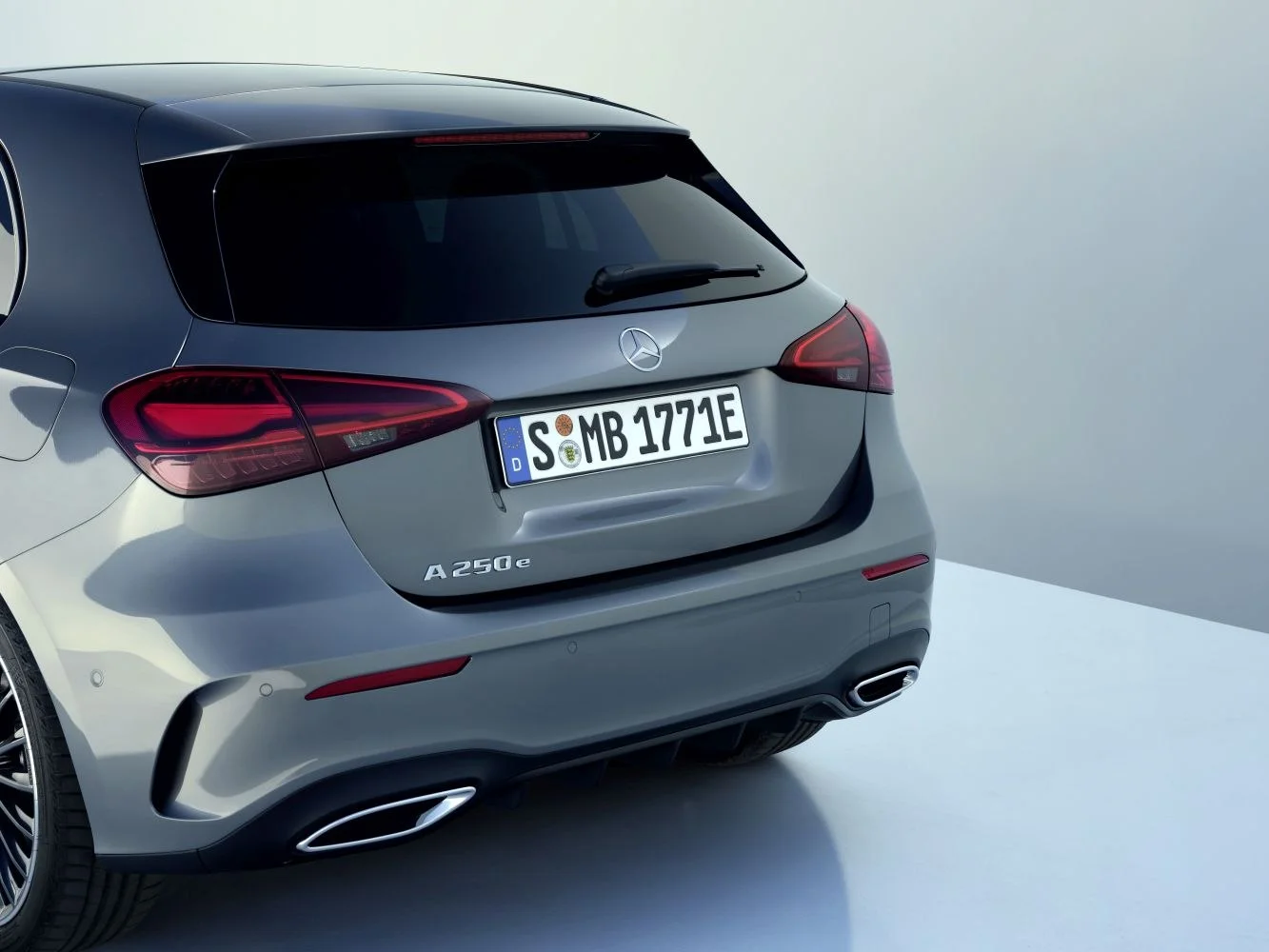 Mercedes-Benz A-class A 180 (136 Hp) Mild Hybrid 7G-DCT2022 - thumbnail 6