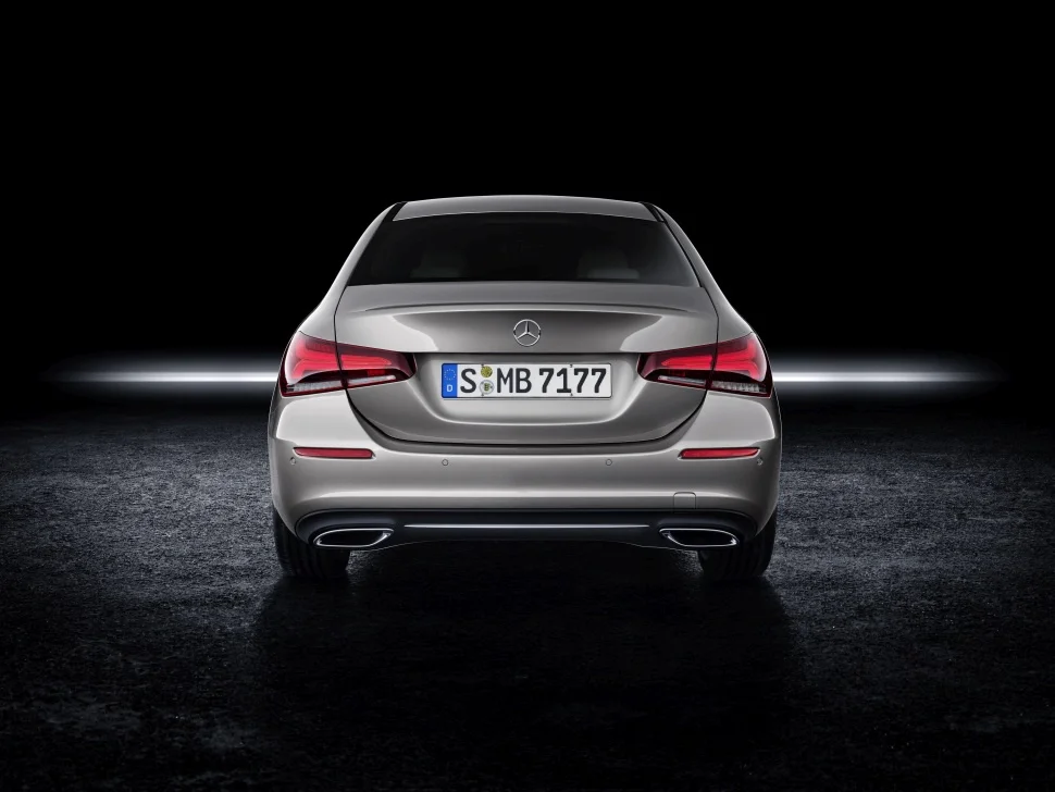 Mercedes-Benz A-class A 180 (136 Hp)2019 - 2022 thumbnail 15