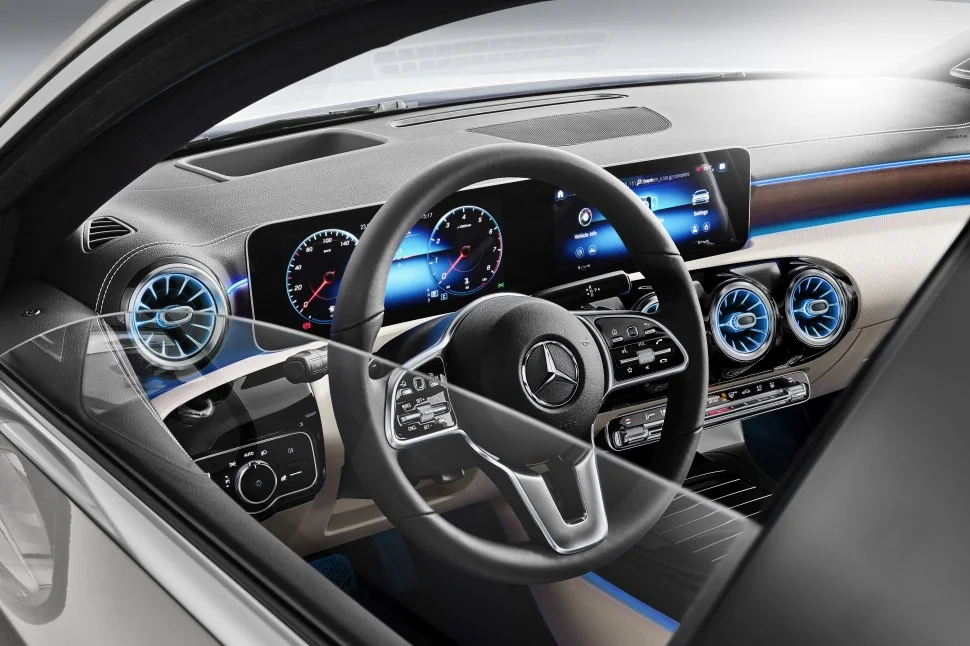 Mercedes-Benz A-class A 180 (136 Hp)2019 - 2022 thumbnail 8