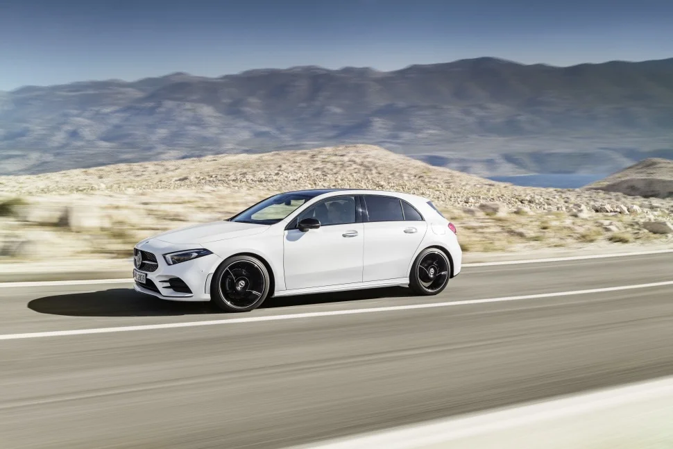 Mercedes-Benz A-class A 160 (109 Hp)2018 - 2022 thumbnail 2