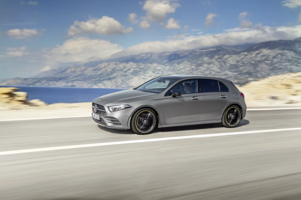 Mercedes-Benz A-class A 160 (109 Hp)2018 - 2022 thumbnail 12