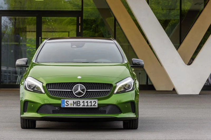 Mercedes-Benz A-class A 160 (102 Hp)2015 - 2018 thumbnail 17