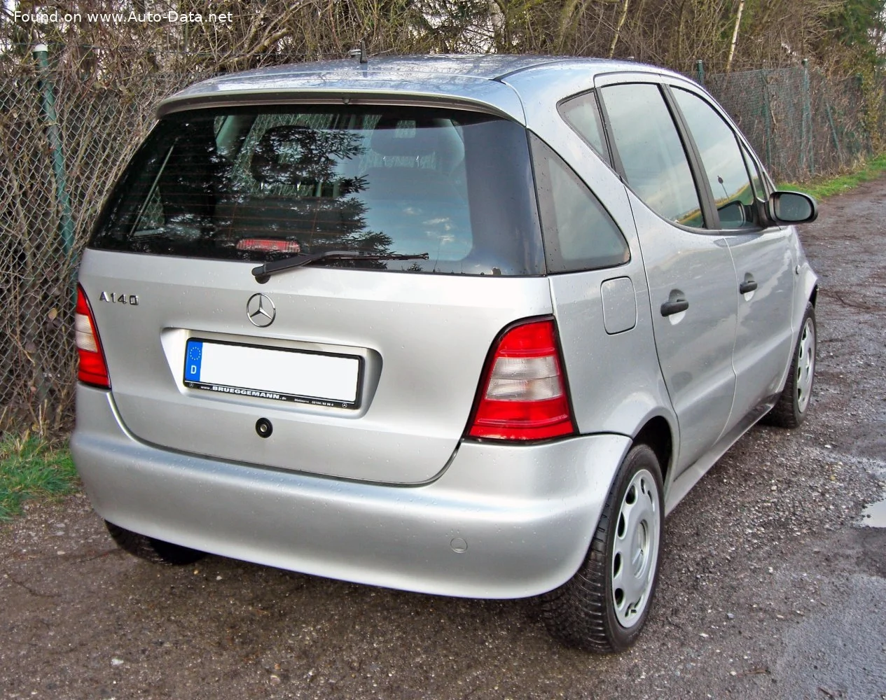 Mercedes-Benz A-class A 140 (82 Hp)1997 - 2001 thumbnail 2