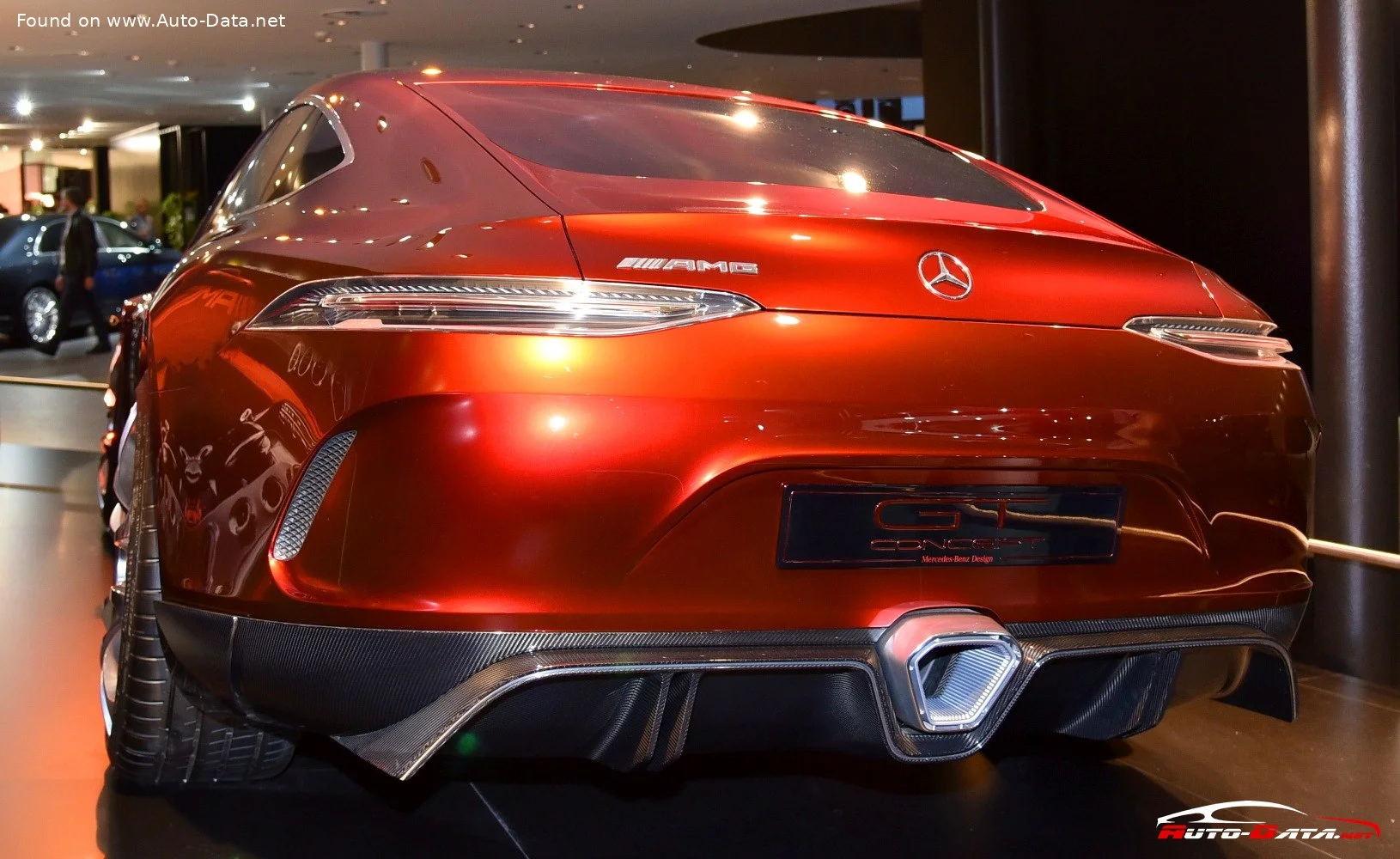 Mercedes-Benz AMG GT 4-Door Coupe Mercedes-Benz AMG GT 4-Door Coupe Concept thumbnail 13