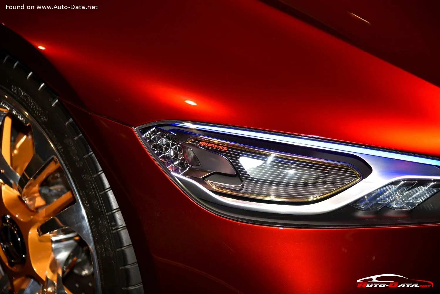 Mercedes-Benz AMG GT 4-Door Coupe Mercedes-Benz AMG GT 4-Door Coupe Concept thumbnail 14