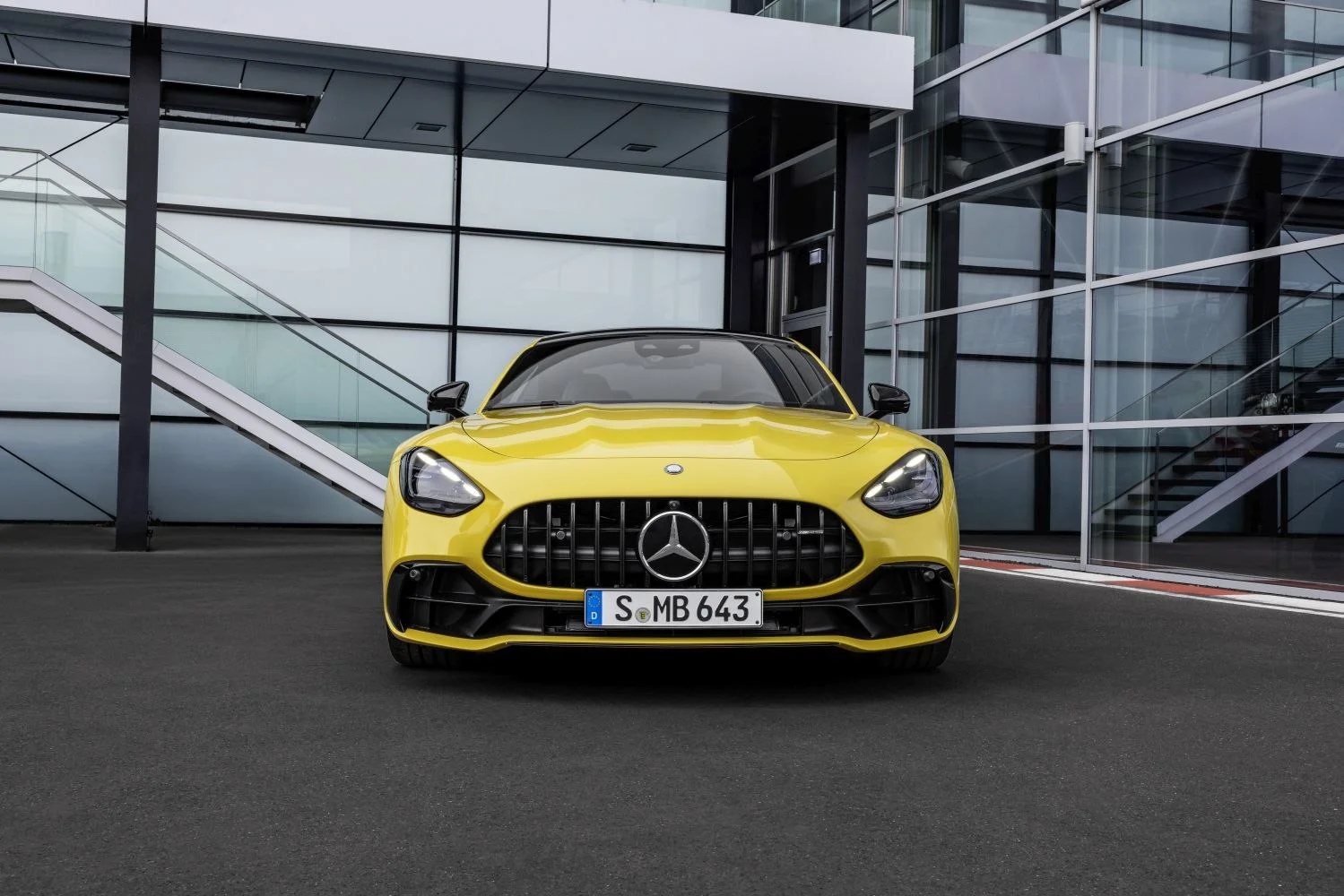 Mercedes-Benz AMG GT 43 (421 Hp) Mild Hybrid AMG SPEEDSHIFT MCT 9G2024 - thumbnail 14