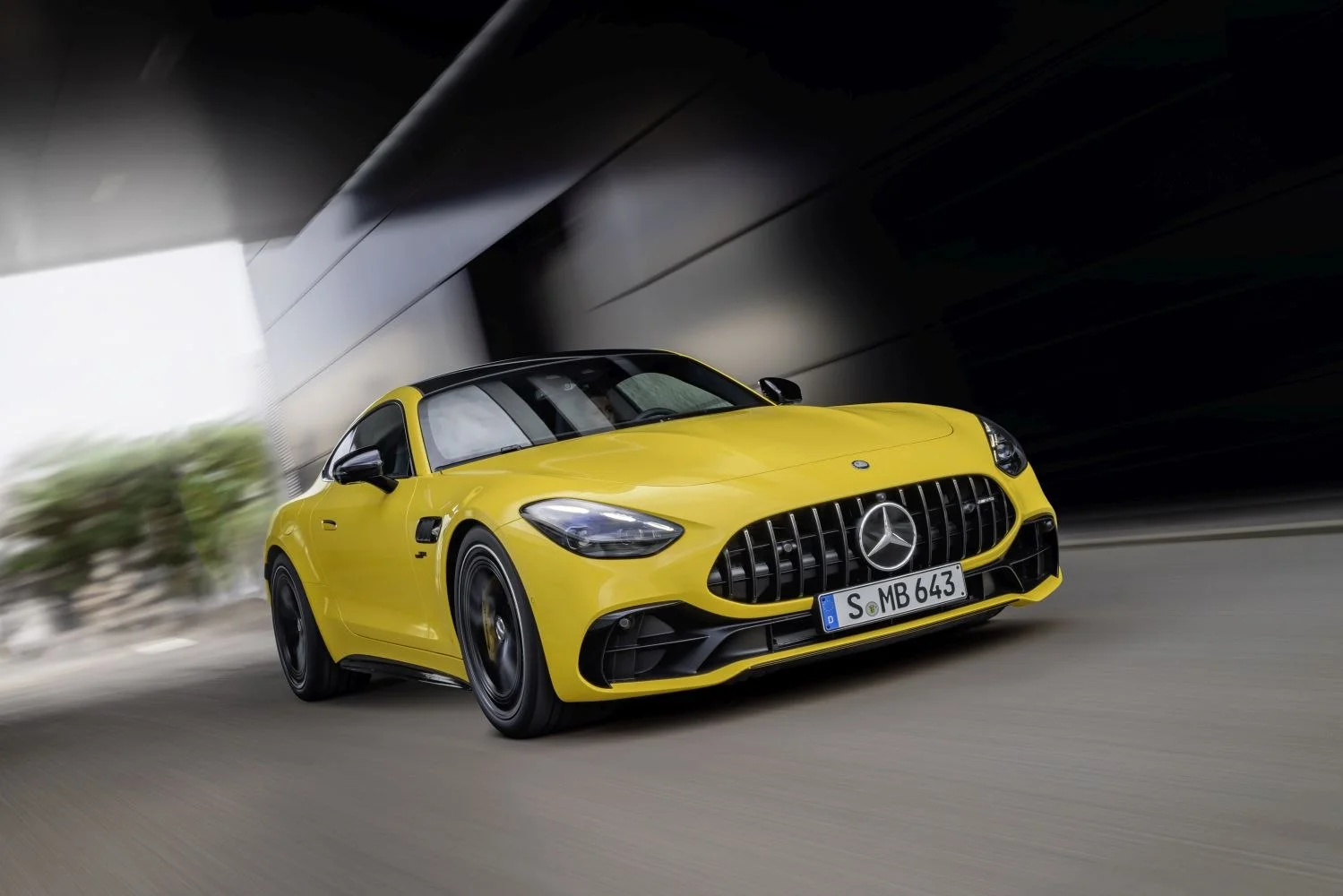 Mercedes-Benz AMG GT 43 (421 Hp) Mild Hybrid AMG SPEEDSHIFT MCT 9G2024 - thumbnail 4