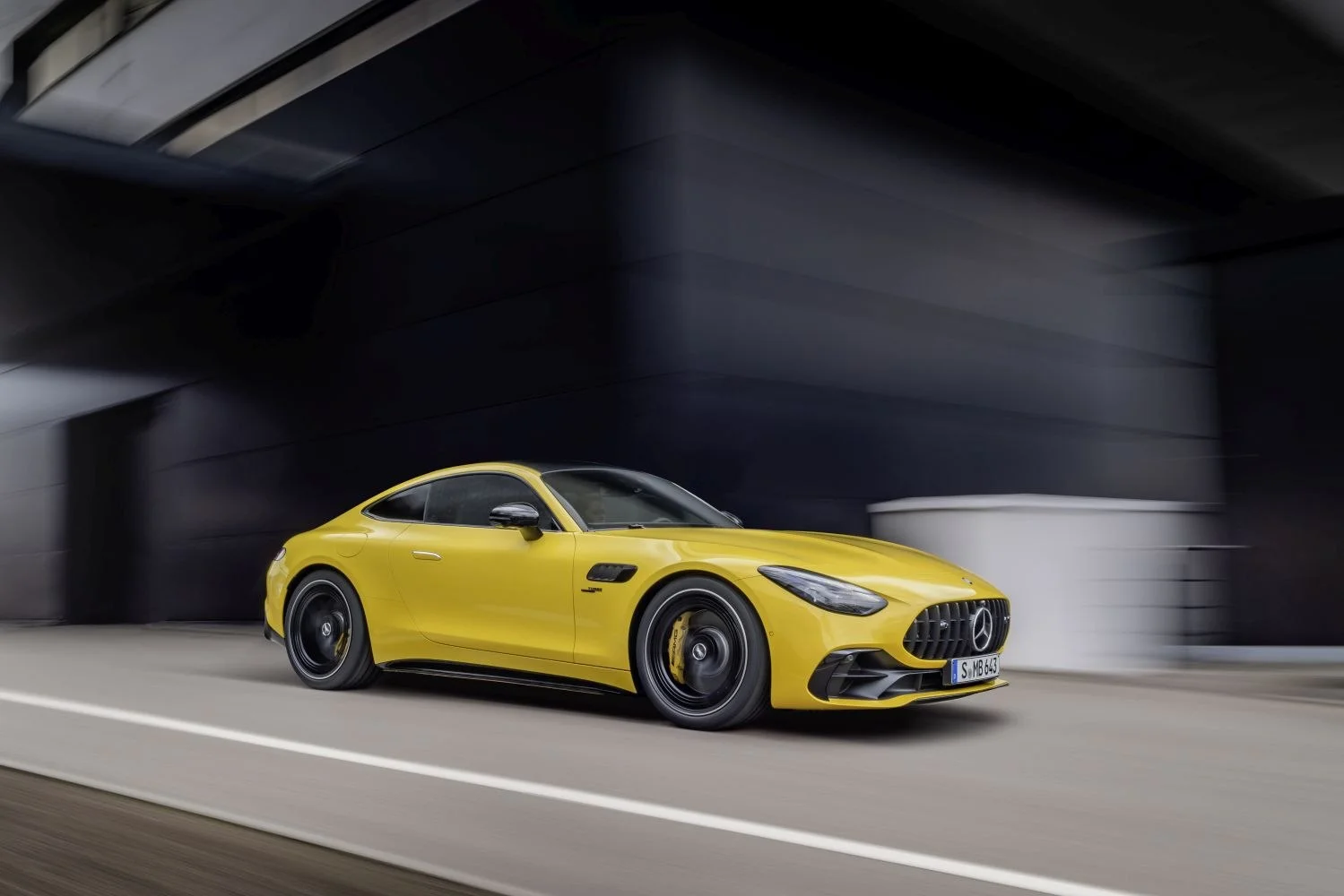 Mercedes-Benz AMG GT 43 (421 Hp) Mild Hybrid AMG SPEEDSHIFT MCT 9G2024 - thumbnail 5