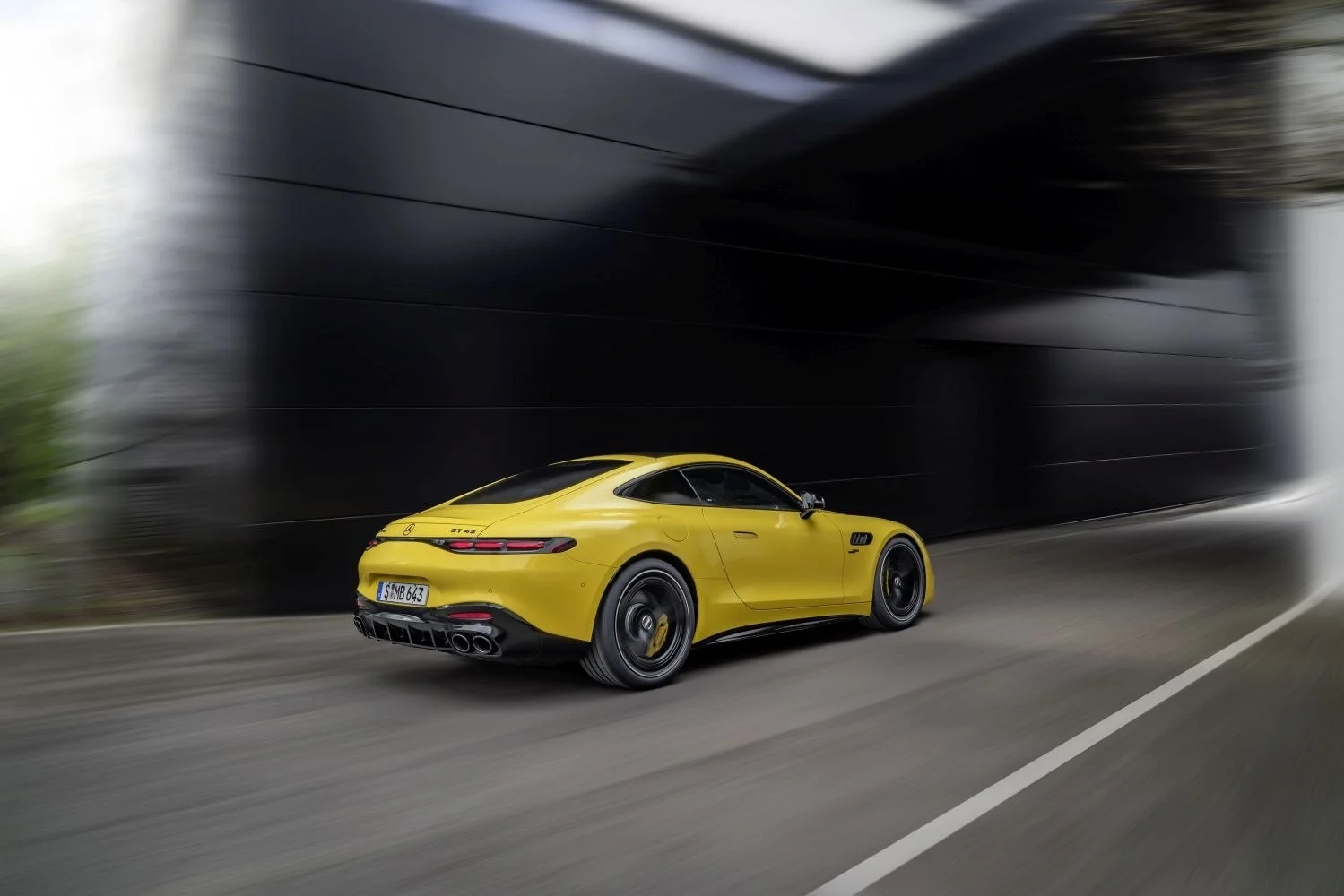 Mercedes-Benz AMG GT 43 (421 Hp) Mild Hybrid AMG SPEEDSHIFT MCT 9G2024 - thumbnail 6