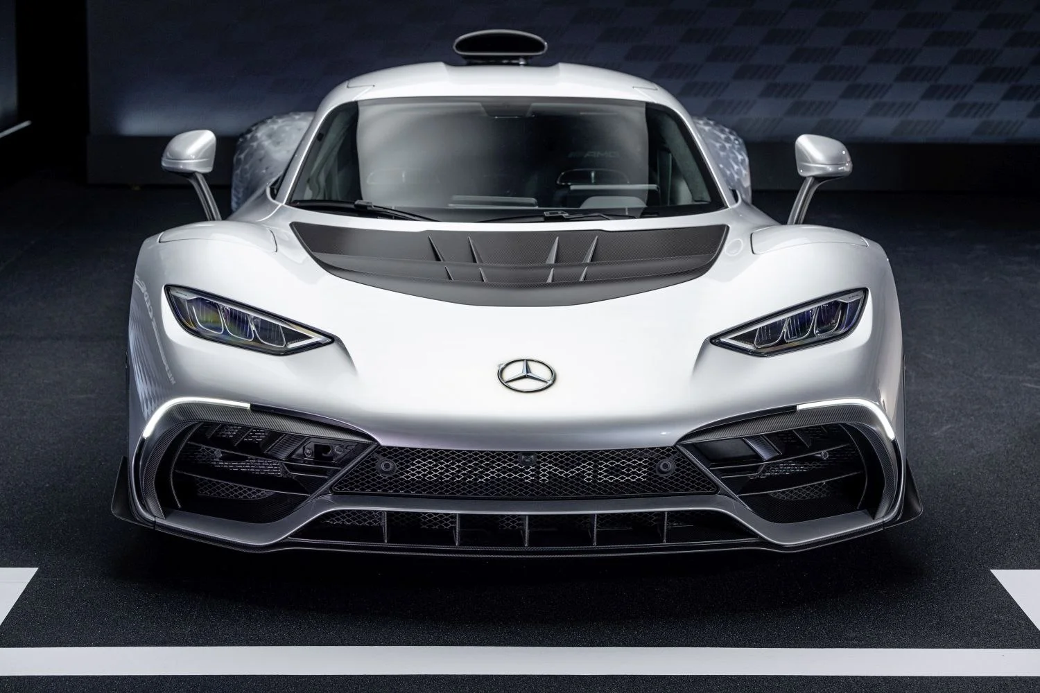 Mercedes-Benz AMG ONE 1.6 V6 E PERFORMANCE (1063 Hp) Plug-in Hybrid 4MATIC+2022 - thumbnail 17