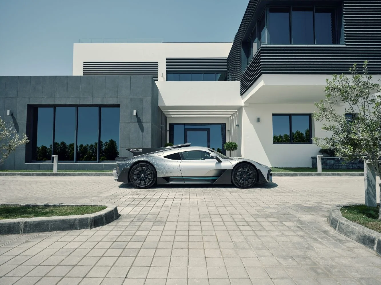 Mercedes-Benz AMG ONE 1.6 V6 E PERFORMANCE (1063 Hp) Plug-in Hybrid 4MATIC+2022 - thumbnail 10