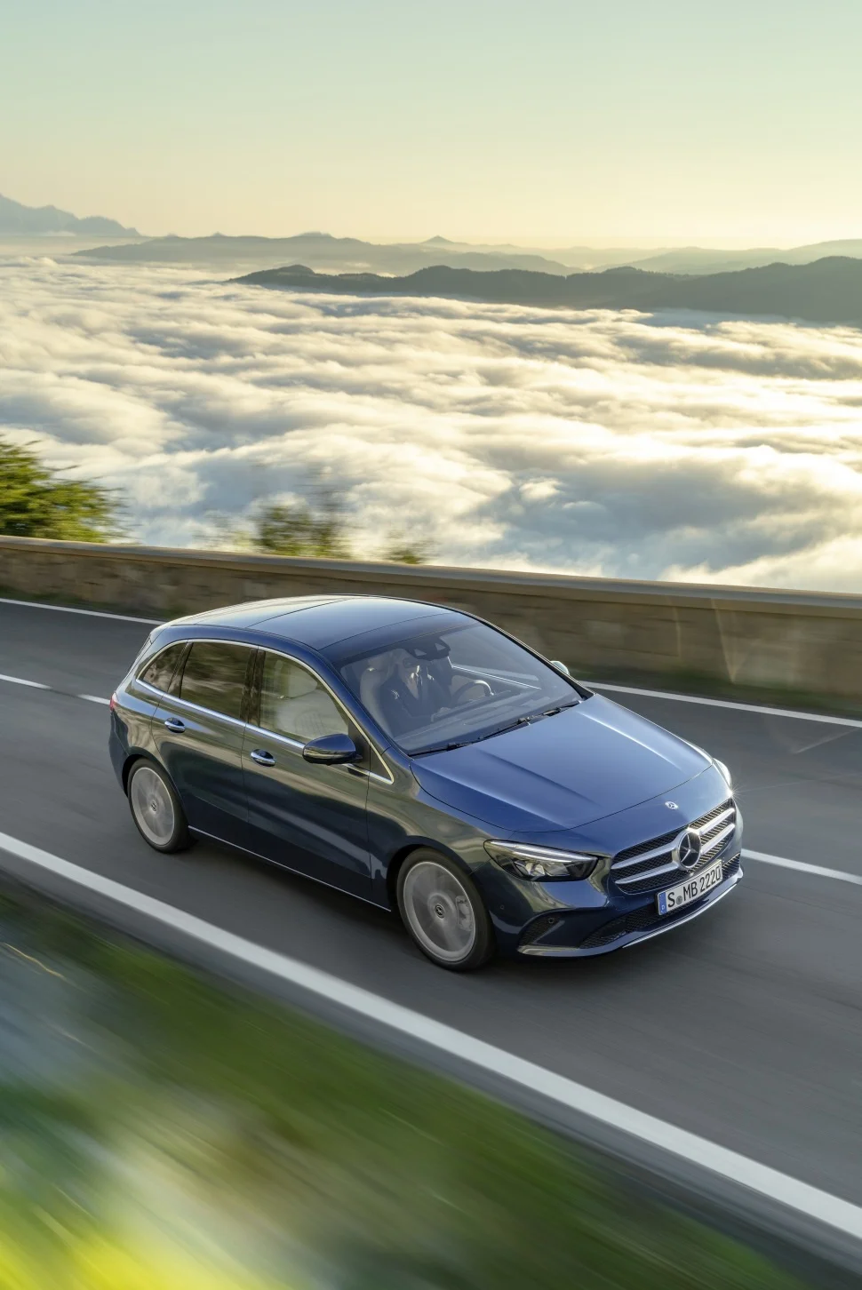 Mercedes-Benz B-class B 160 (109 Hp)2019 - 2022 thumbnail 6
