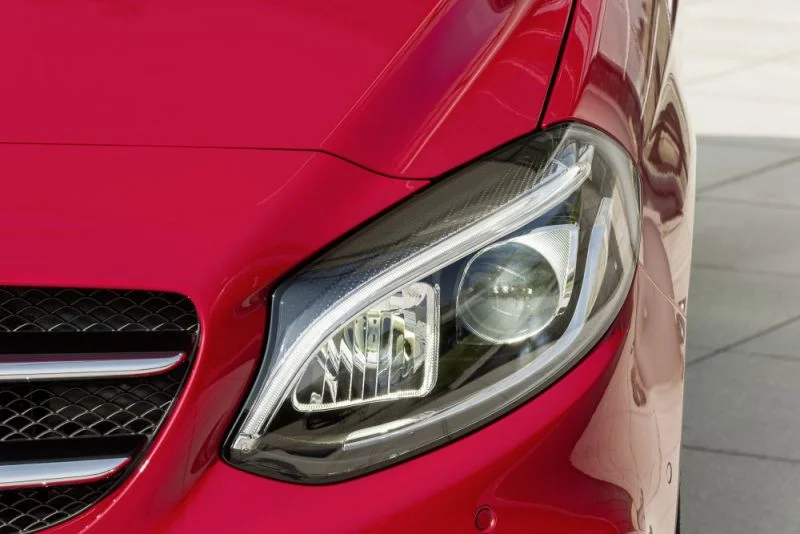 Mercedes-Benz B-class B 160 (102 Hp)2015 - 2018 thumbnail 2