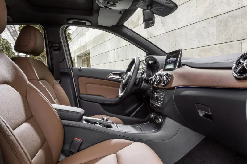 Mercedes-Benz B-class B 160 (102 Hp)2015 - 2018 thumbnail 8
