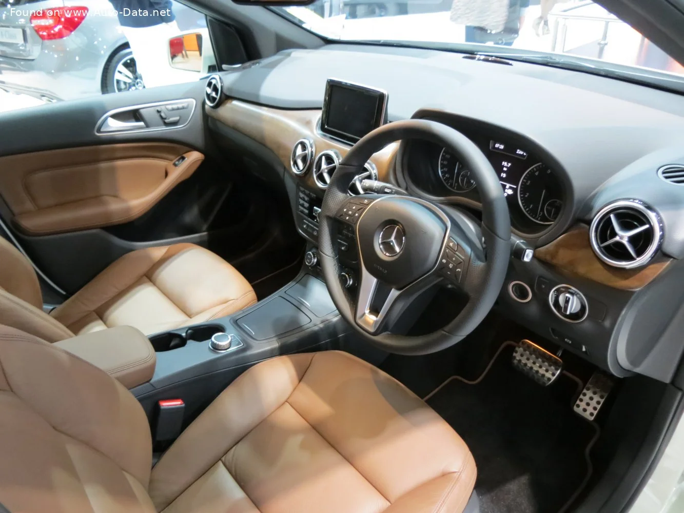 Mercedes-Benz B-class B 160 CDI (90 Hp)2013 - 2014 thumbnail 12