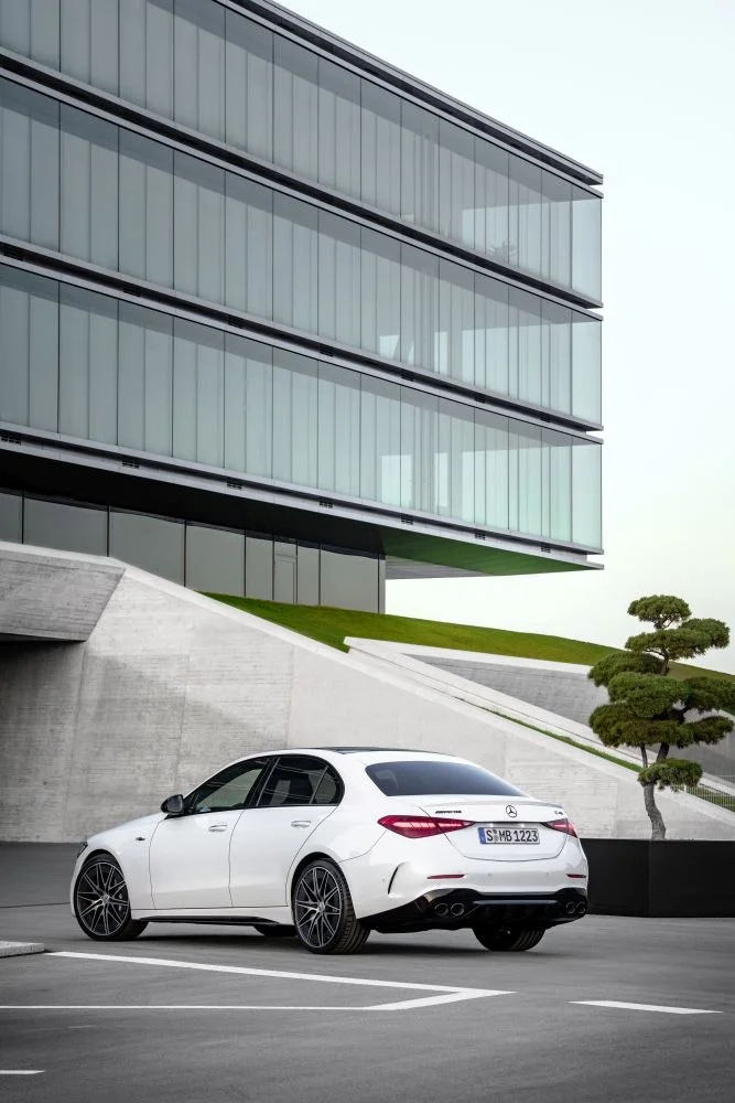 Mercedes-Benz C-class AMG C 43 (408 Hp) EQ Boost 4MATIC AMG SPEEDSHIFT MCT 9G2022 - 2024 thumbnail 18