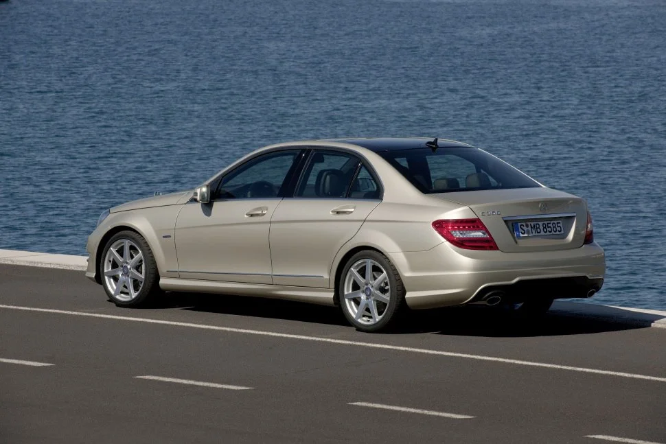 Mercedes-Benz C-class AMG C 63 AMG Edition 507 V8 (507 Hp) AMG SPEEDSHIFT MCT2013 - 2015 thumbnail 2