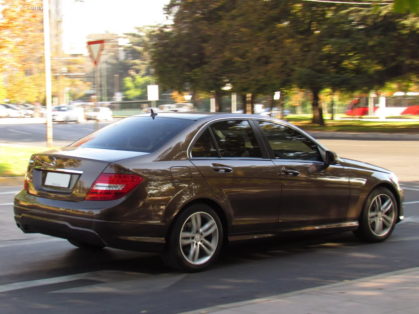 Mercedes-Benz C-class AMG C 63 AMG Edition 507 V8 (507 Hp) AMG SPEEDSHIFT MCT2013 - 2015 thumbnail 16
