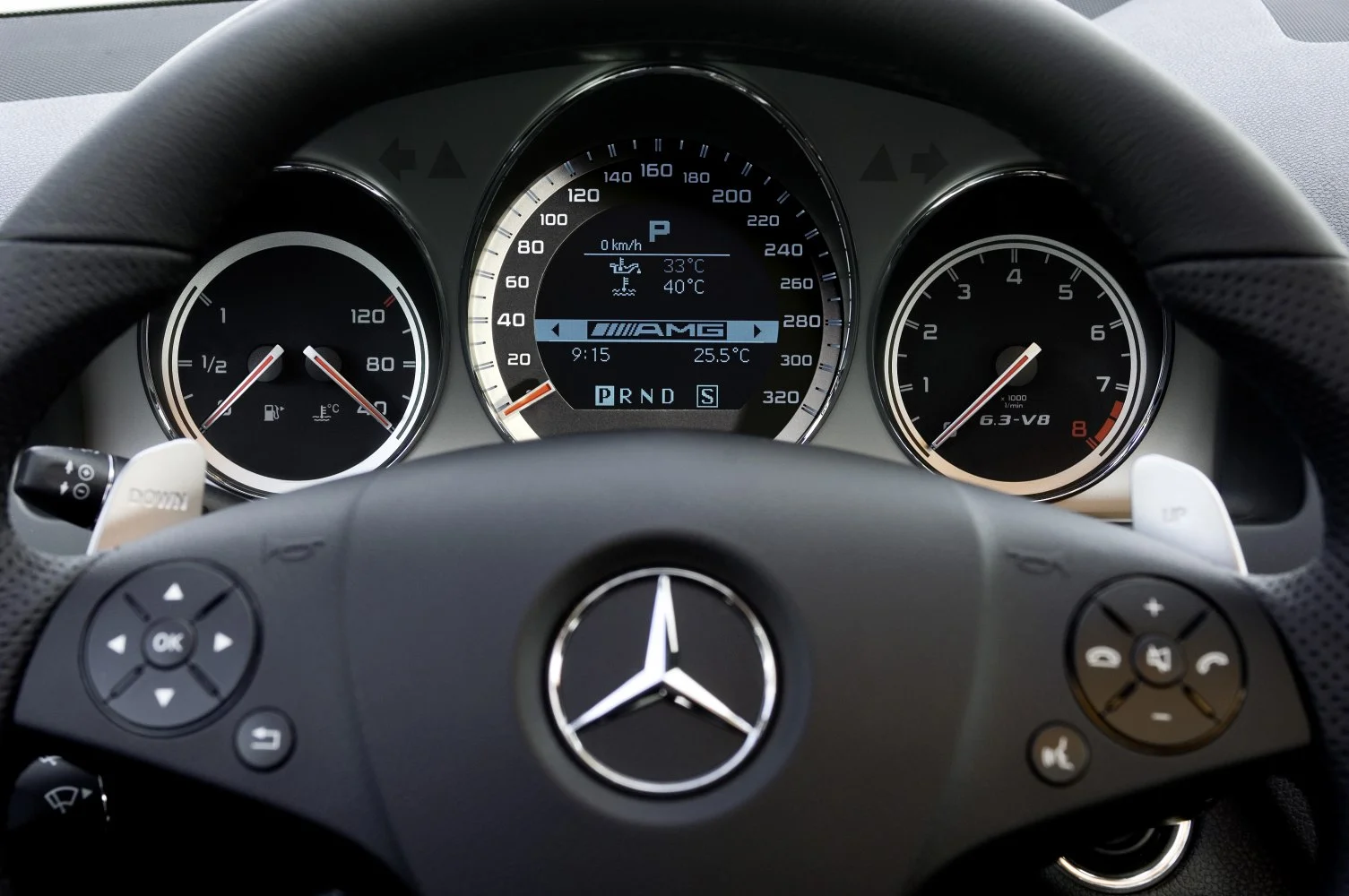 Mercedes-Benz C-class AMG C 63 V8 (457 Hp) 7G-TRONIC AMG SPEEDSHIFT PLUS2007 - 2011 thumbnail 13