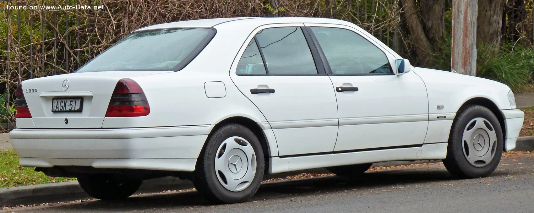 Mercedes-Benz C-class AMG C 43 V8 (306 Hp) 5G-TRONIC1997 - 2000 thumbnail 3
