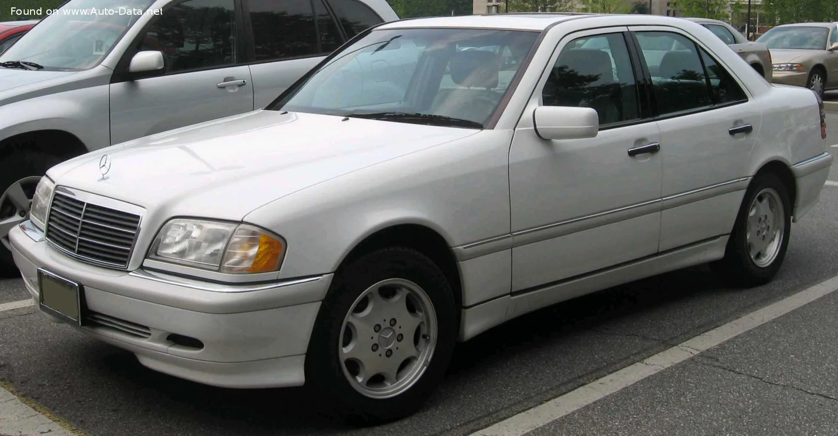 Mercedes-Benz C-class AMG C 43 V8 (306 Hp) 5G-TRONIC1997 - 2000 thumbnail 4