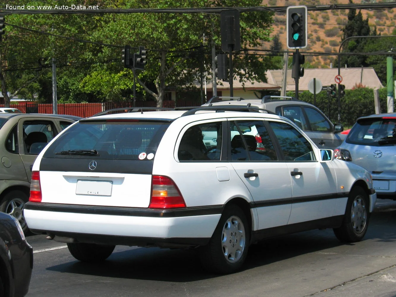 Mercedes-Benz C-class C 180 (122 Hp)1995 - 1997 thumbnail 2