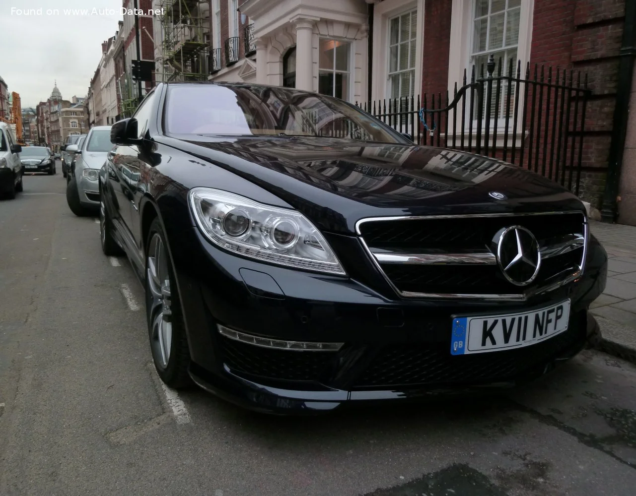 Mercedes-Benz CL AMG CL 63 Performance Package V8 (571 Hp) AMG SPEEDSHIFT MCT2010 - 2013 thumbnail 11