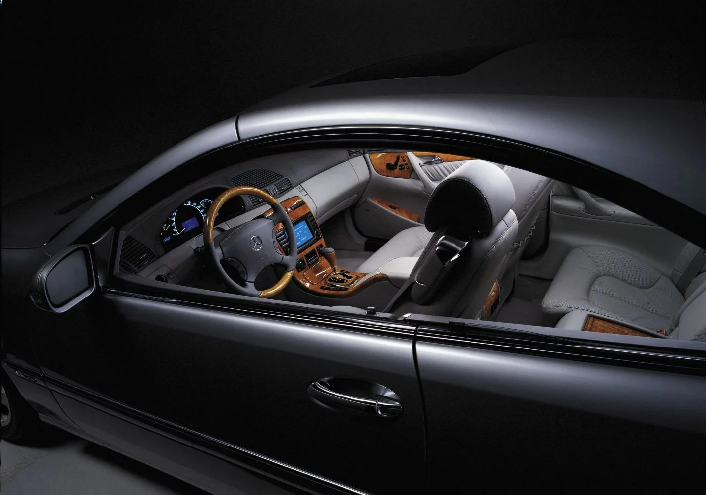 Mercedes-Benz CL AMG CL 55 V8 (500 Hp) 5G-TRONIC2002 - 2006 thumbnail 4