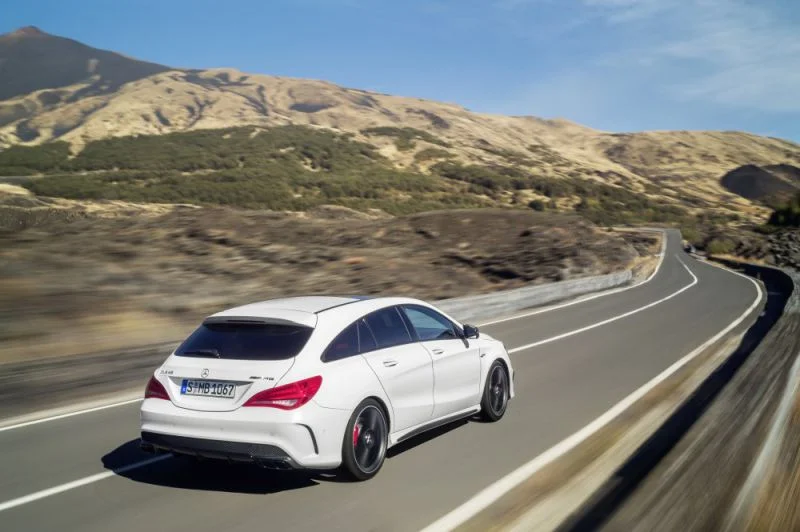 Mercedes-Benz CLA AMG CLA 45 (360 Hp) 4MATIC 7G-DCT2015 - 2016 thumbnail 2