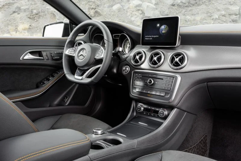 Mercedes-Benz CLA AMG CLA 45 (360 Hp) 4MATIC 7G-DCT2015 - 2016 thumbnail 3