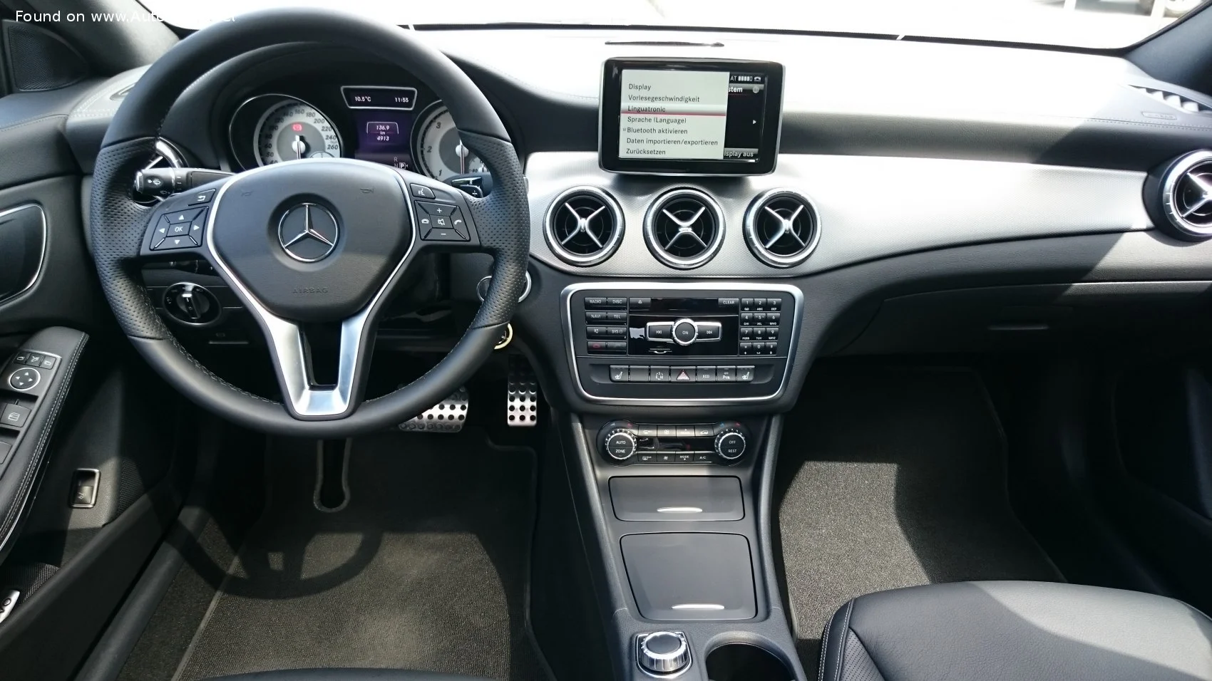 Mercedes-Benz CLA AMG CLA 45 (360 Hp) 4MATIC 7G-DCT2013 - 2015 thumbnail 17