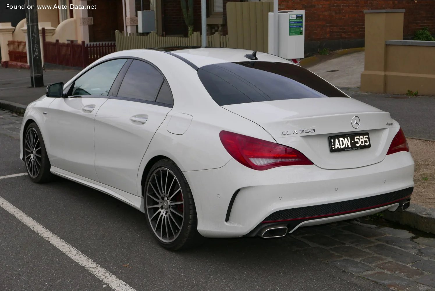 Mercedes-Benz CLA AMG CLA 45 (360 Hp) 4MATIC 7G-DCT2013 - 2015 thumbnail 8
