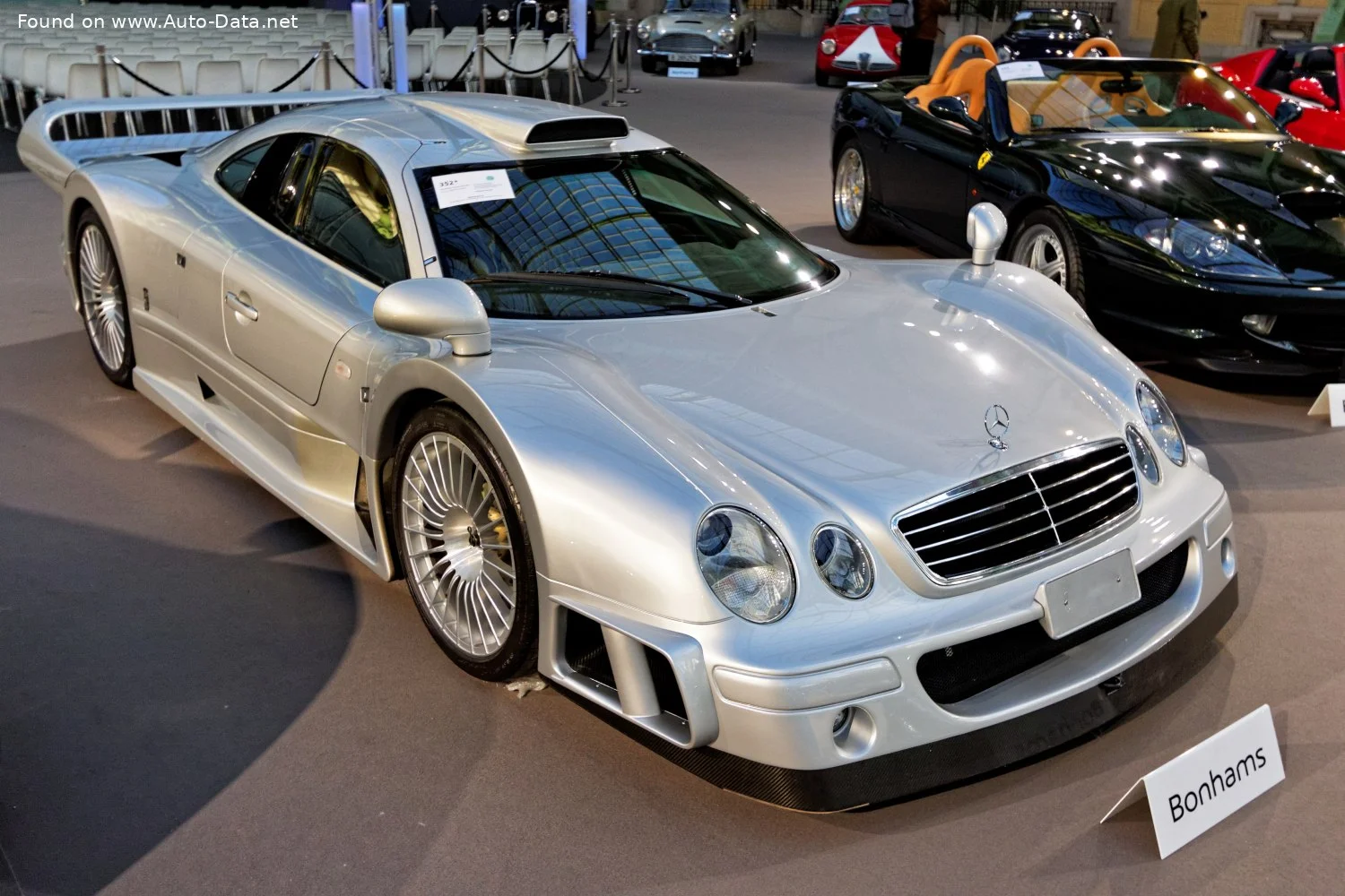 Mercedes-Benz CLK GTR 6.9 V12 (612 Hp)1998 - 1999 thumbnail 2