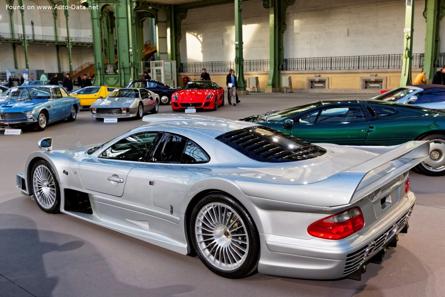 Mercedes-Benz CLK GTR 6.9 V12 (612 Hp)1998 - 1999 thumbnail 4