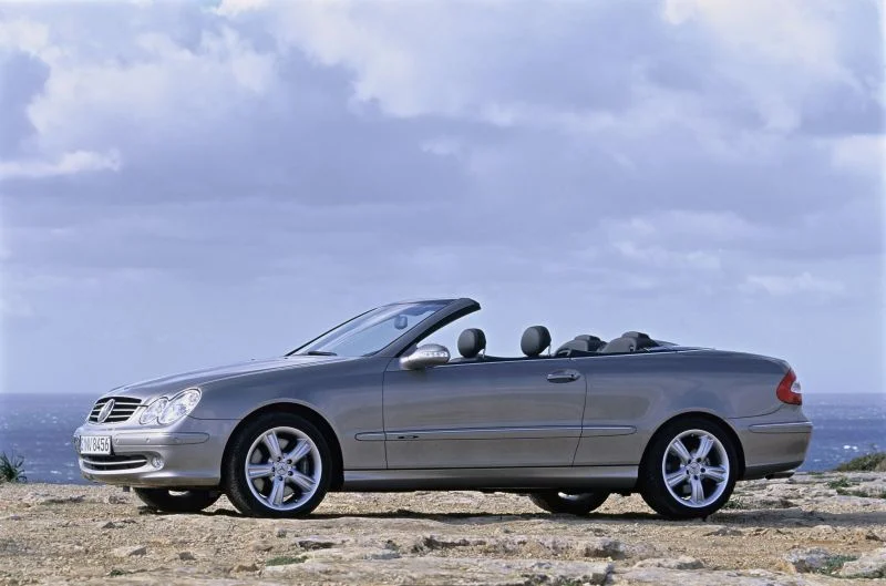 Mercedes-Benz CLK AMG CLK 55 V8 (367 Hp) 5G-TRONIC2003 - 2005 thumbnail 18