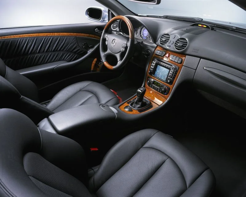 Mercedes-Benz CLK AMG CLK 55 V8 (367 Hp) 5G-TRONIC2003 - 2005 thumbnail 7