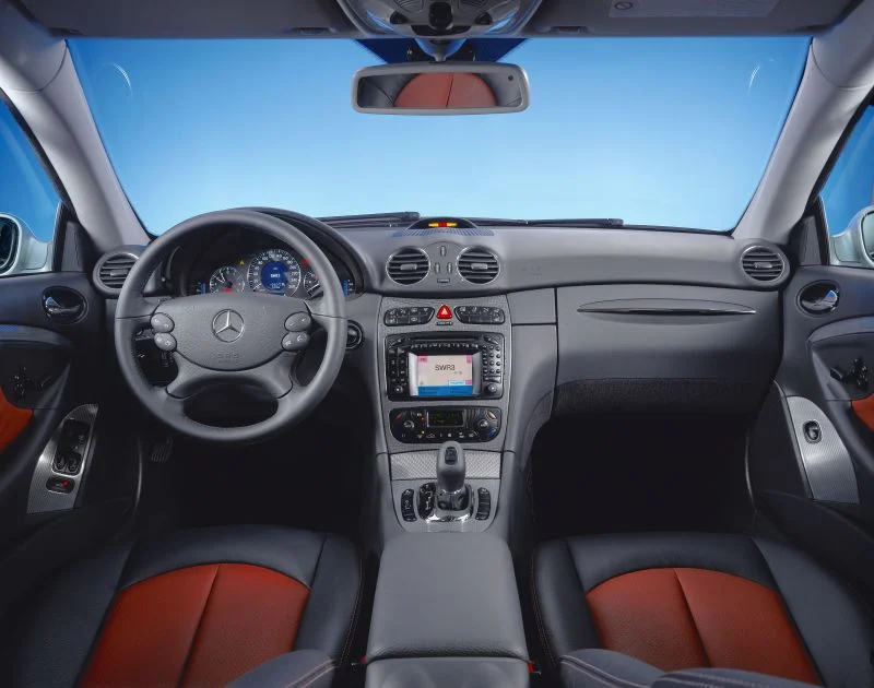 Mercedes-Benz CLK AMG CLK 55 V8 (367 Hp) 5G-TRONIC2002 - 2005 thumbnail 3