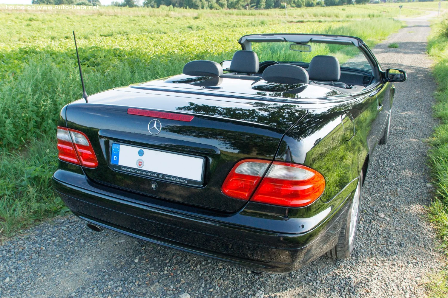 Mercedes-Benz CLK AMG CLK 55 V8 (347 Hp) 5G-TRONIC1999 - 2002 thumbnail 4