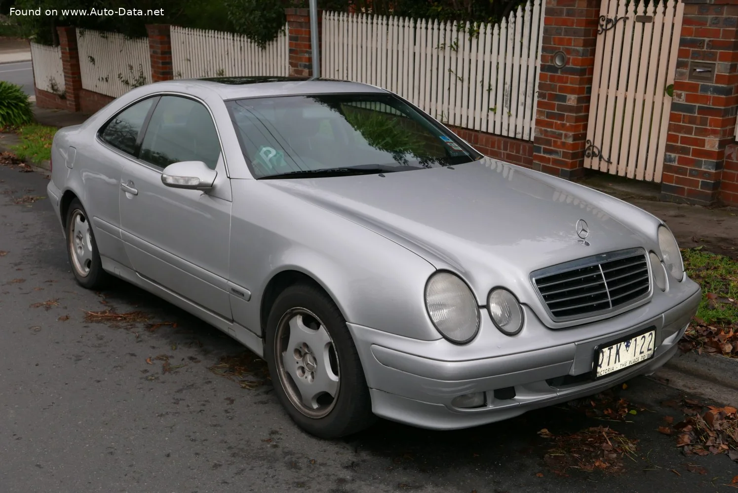 Mercedes-Benz CLK AMG CLK 55 V8 (347 Hp) 5G-TRONIC1999 - 2002 thumbnail 6