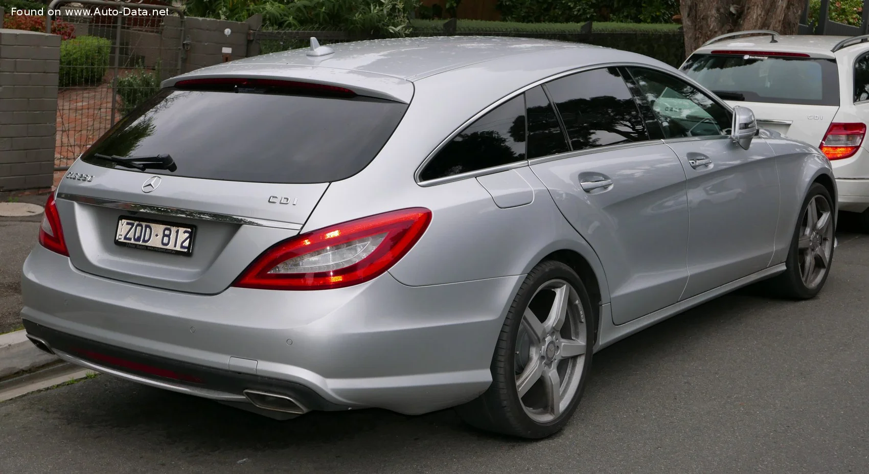 Mercedes-Benz CLS AMG CLS 63 V8 (525 Hp) AMG SPEEDSHIFT MCT2012 - 2013 thumbnail 11
