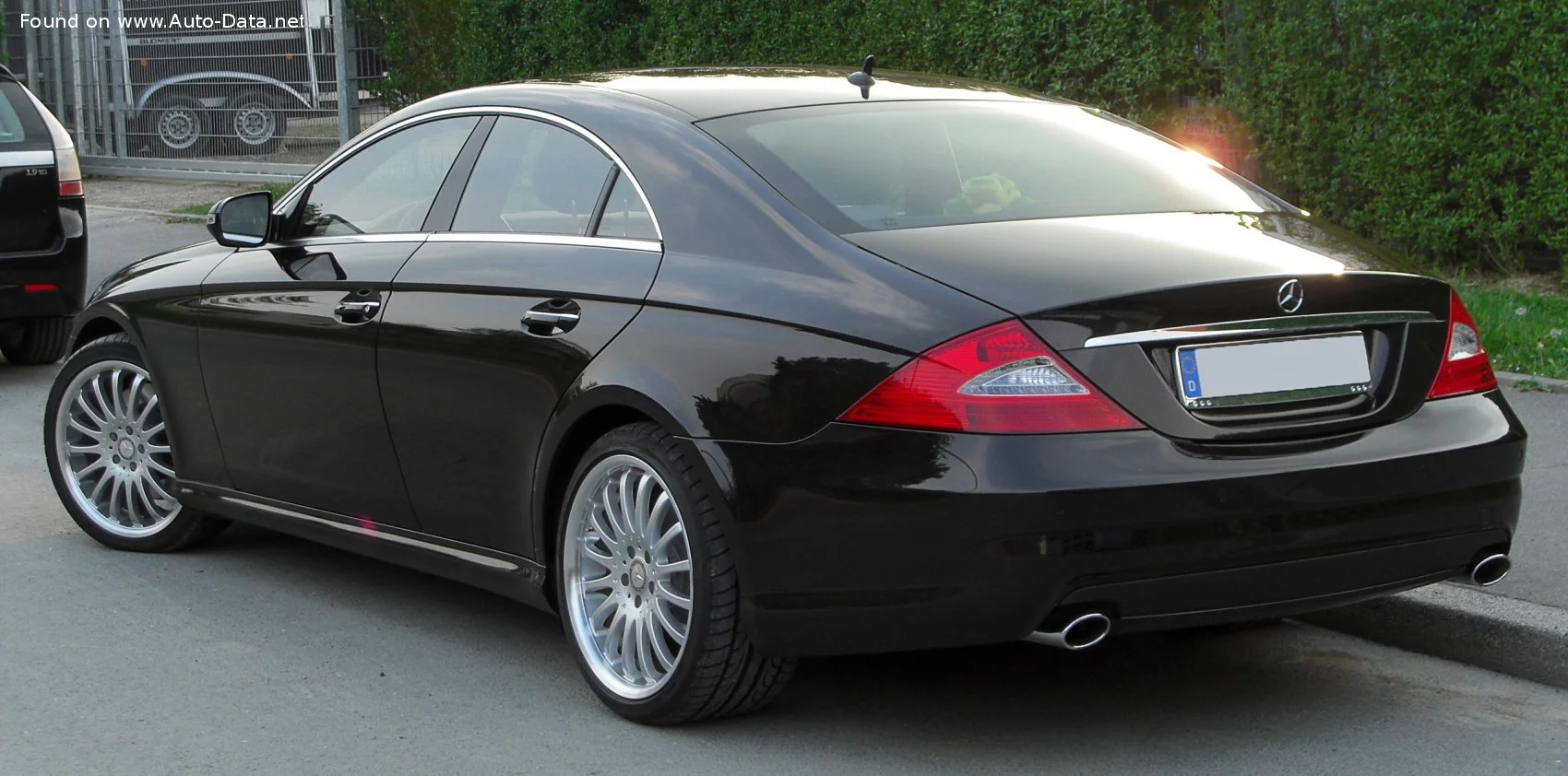 Mercedes-Benz CLS AMG CLS 63 V8 (514 Hp) 7G-TRONIC AMG SPEEDSHIFT PLUS2008 - 2010 thumbnail 4
