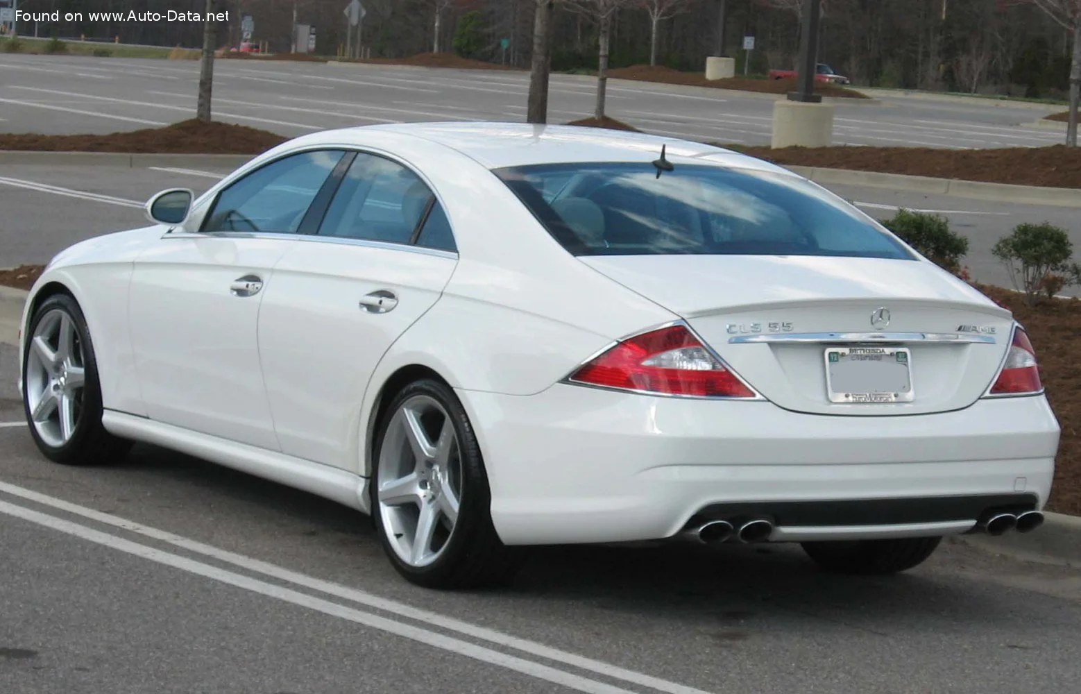 Mercedes-Benz CLS AMG CLS 55 V8 (476 Hp) 5G-TRONIC2004 - 2006 thumbnail 6