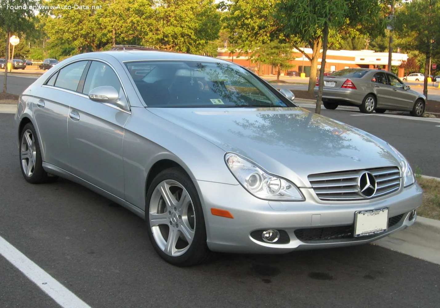 Mercedes-Benz CLS AMG CLS 55 V8 (476 Hp) 5G-TRONIC2004 - 2006 thumbnail 9