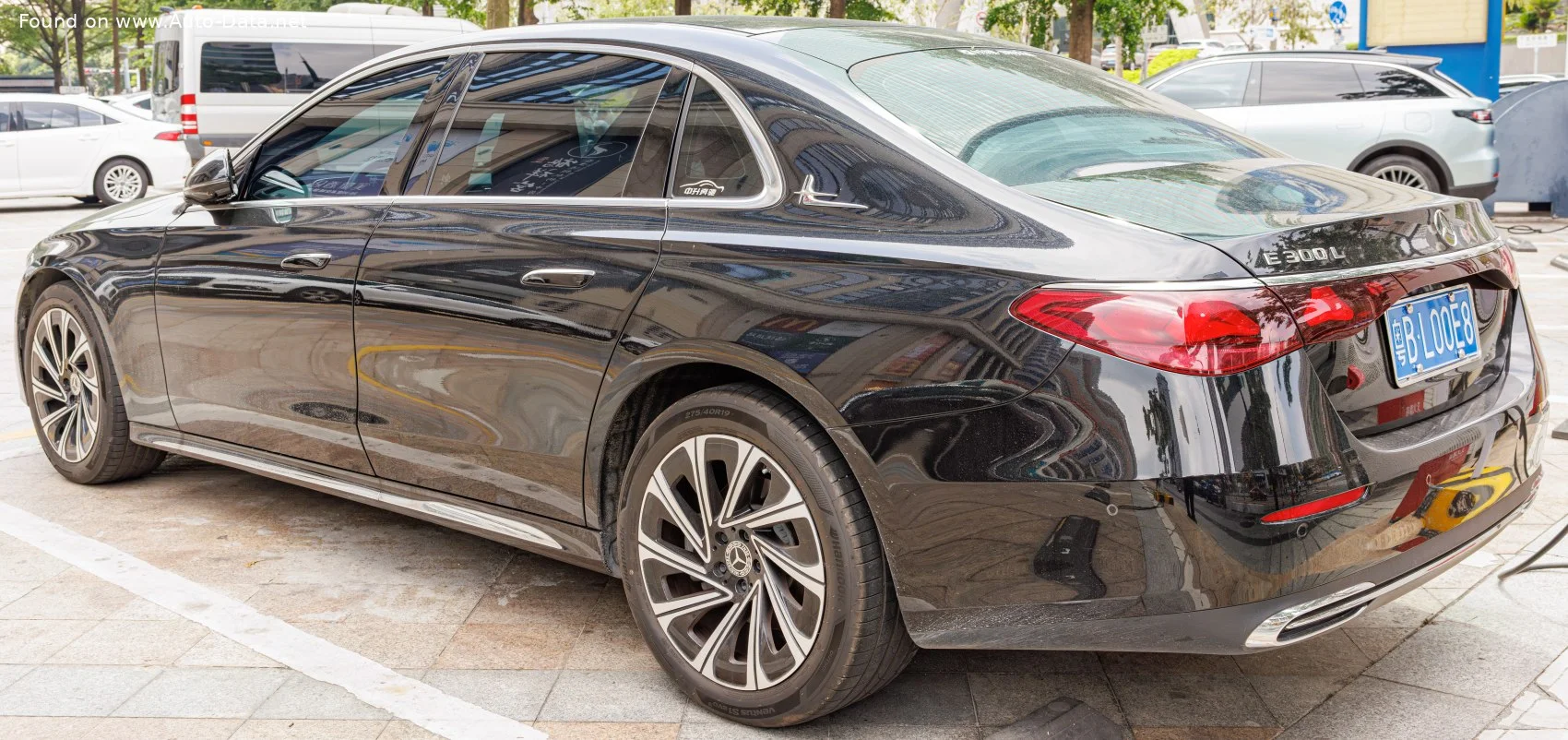 Mercedes-Benz E-class E 260 (204 Hp) Mild Hybrid 4MATIC 9G-TRONIC2024 - thumbnail 6