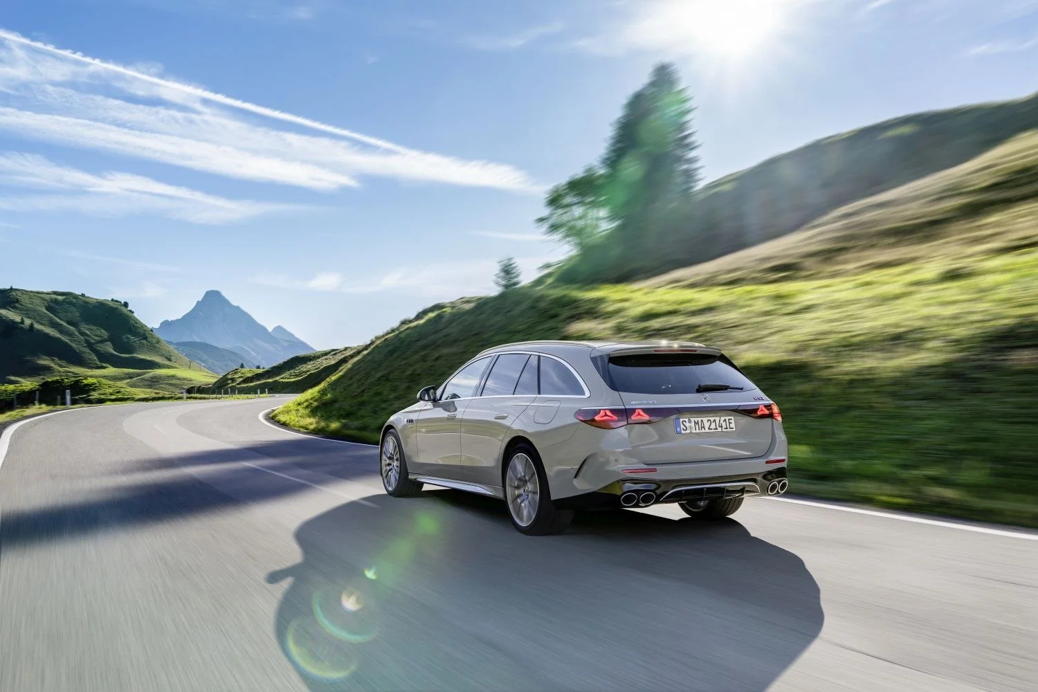 Mercedes-Benz E-class AMG E 53 (585 Hp) Plug-in Hybrid 4MATIC+ AMG SPEEDSHIFT TCT 9G2024 - thumbnail 6