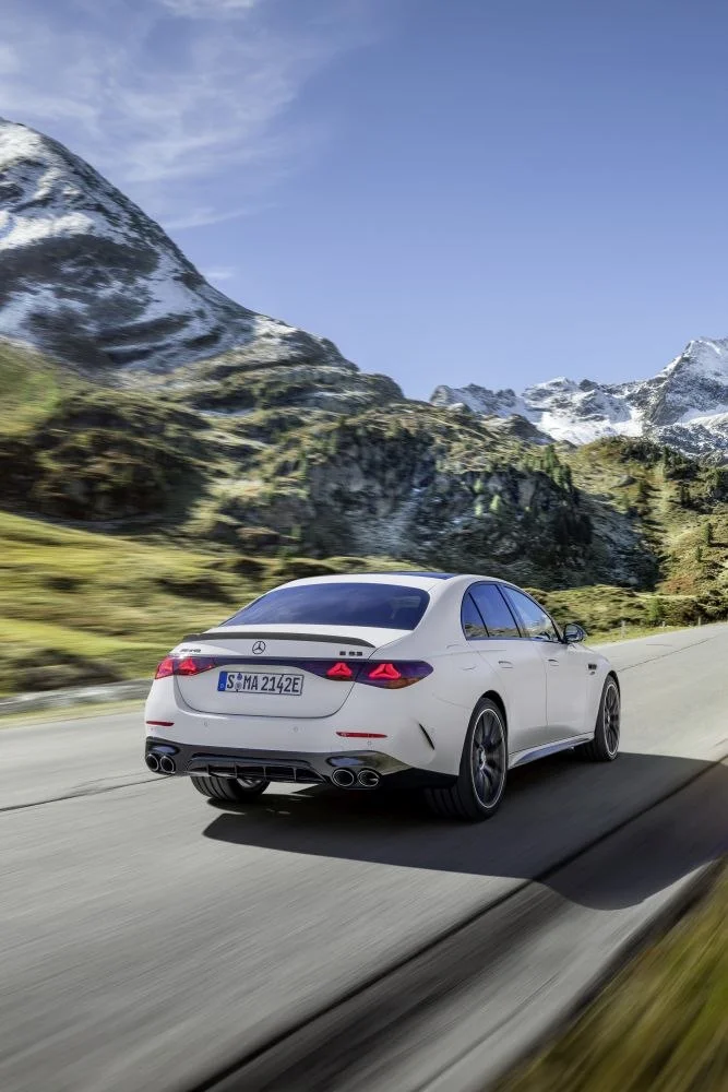 Mercedes-Benz E-class AMG E 53 (585 Hp) Plug-in Hybrid 4MATIC+ AMG SPEEDSHIFT TCT 9G2024 - thumbnail 12