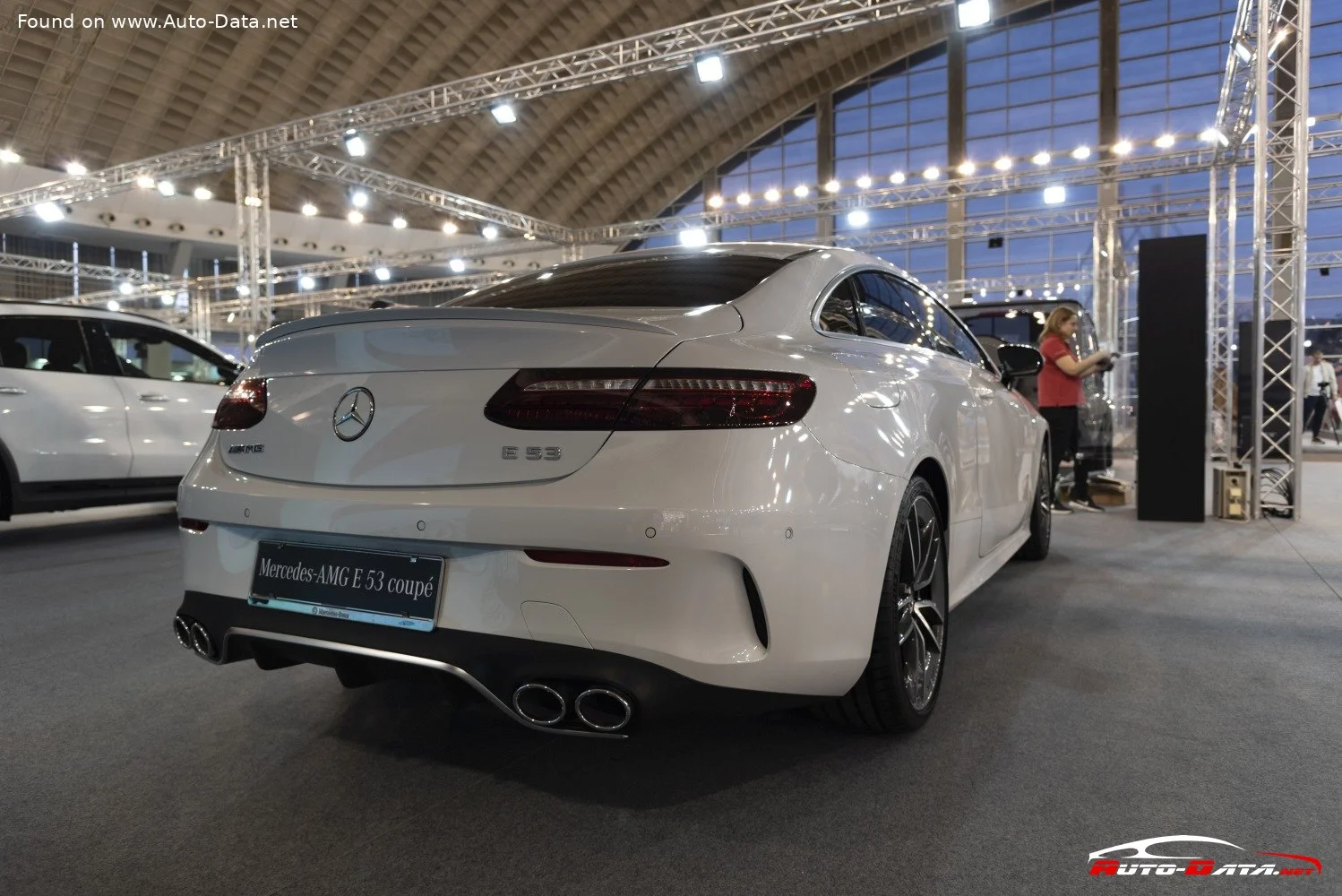 Mercedes-Benz E-class AMG E 53 (435 Hp) EQ Boost 4MATIC+ AMG SPEEDSHIFT TCT2020 - 2023 thumbnail 5